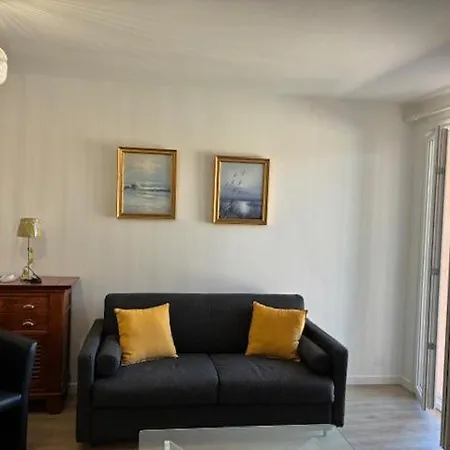 Апартаменты Florent T2 Plein Centre