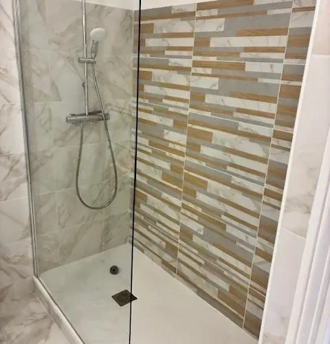 Florent T2 Plein Centre Apartamento