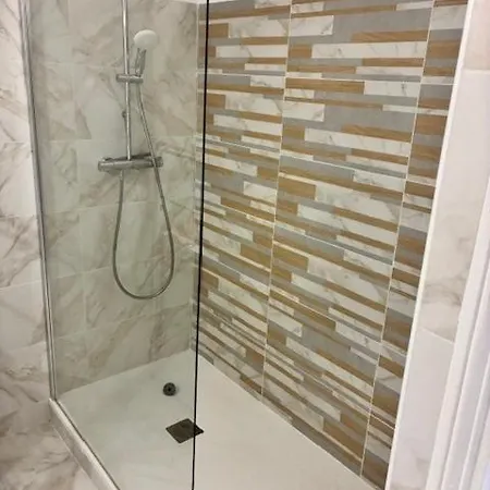 Florent T2 Plein Centre Apartment